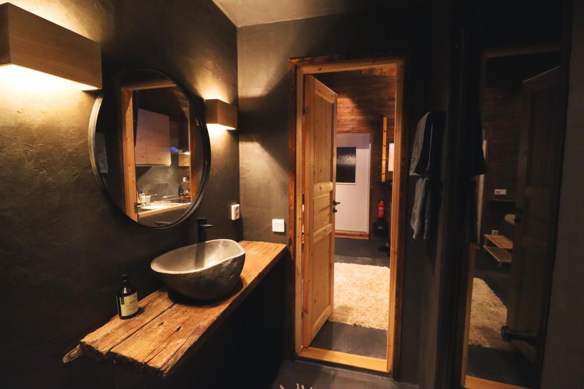 Reindeer River Lights Lodge Кируна Экстерьер фото